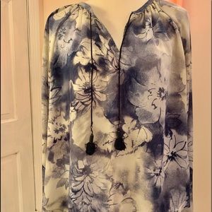 Simply Vera blue flower blouse with ties XL
